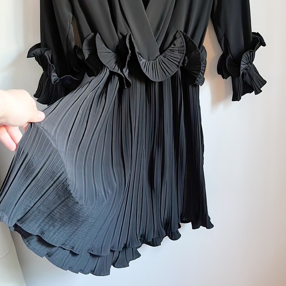 Prettylittlething Black LBD Ruffle Frill Detail Pleated Skater Mini Dress 4 - Picture 9 of 16